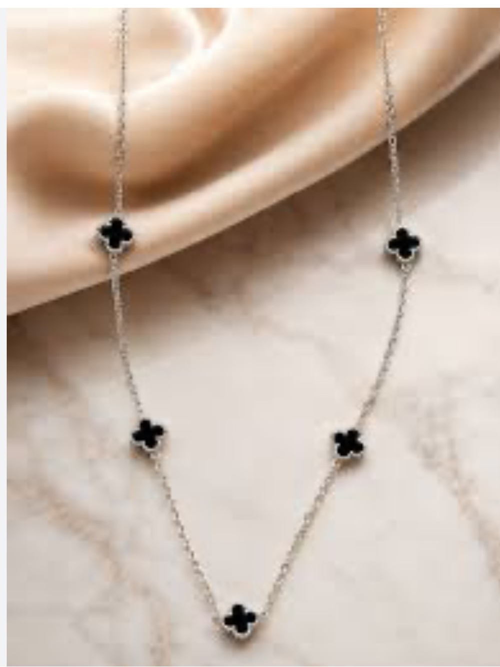 New Delicate Silver-Tone 5 Small Black  Clover Station Necklace 25”